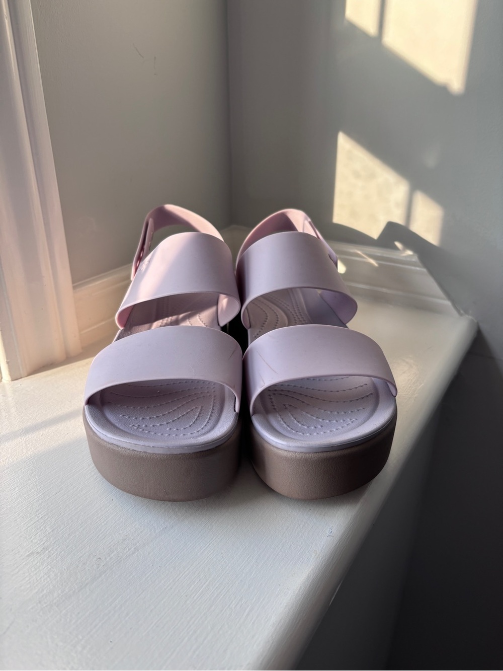 Crocs Women’s Lavender Platform Sandal